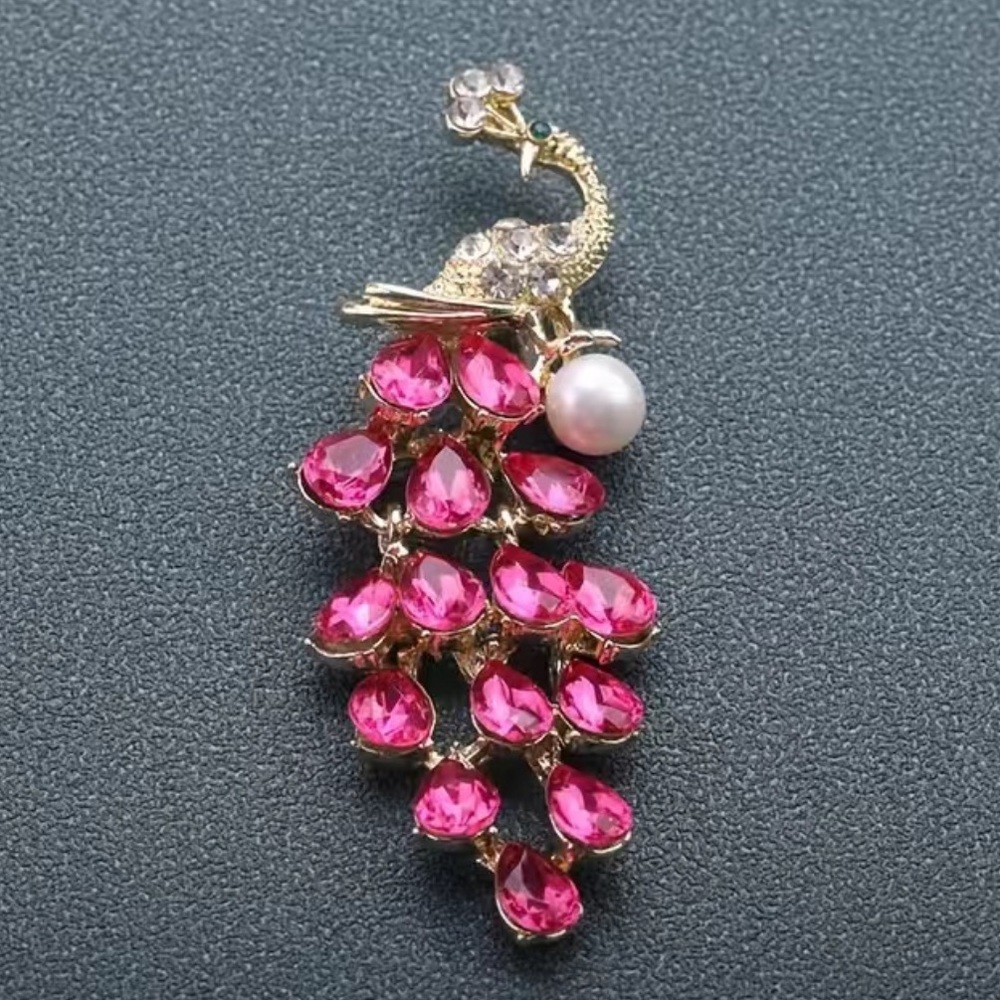 Elegant Peacock Pink Sapphire Pearl Gold Plated